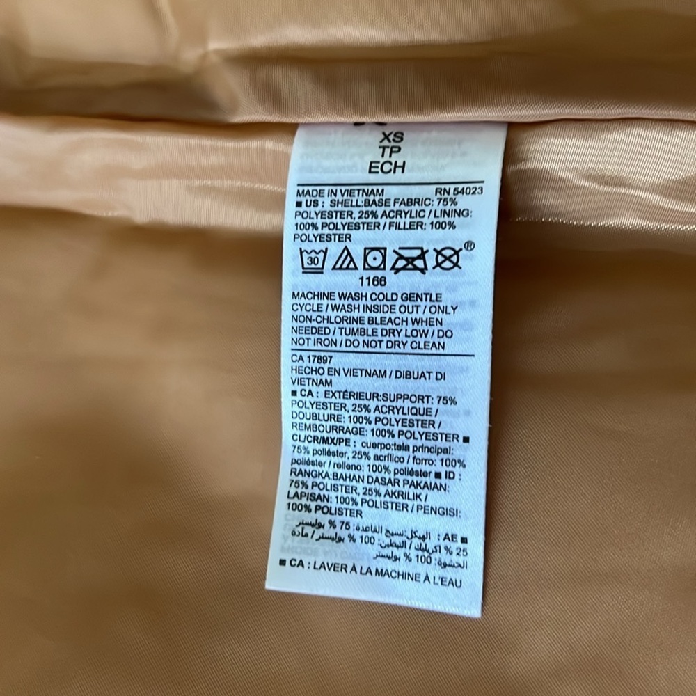Old Navy Sherpa Vest - Picture 8 of 9